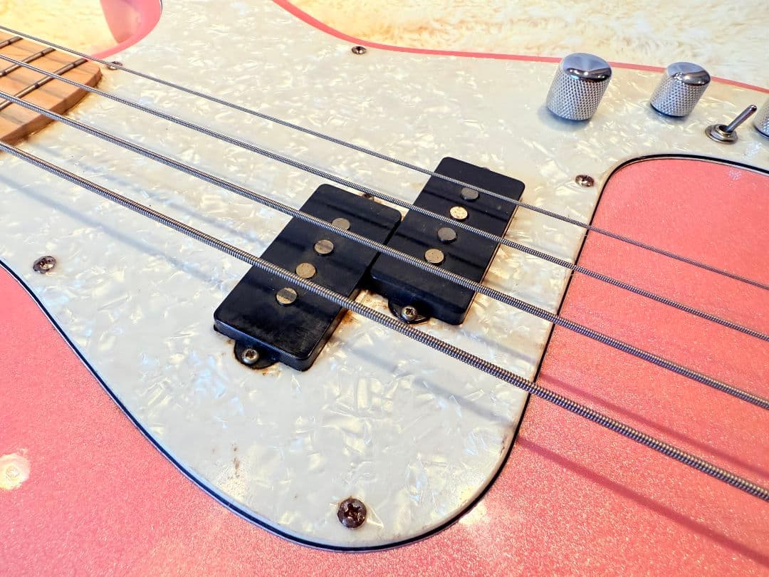 Elioth エリオス　エレキベース　P303 PJ アクティブ ピンク