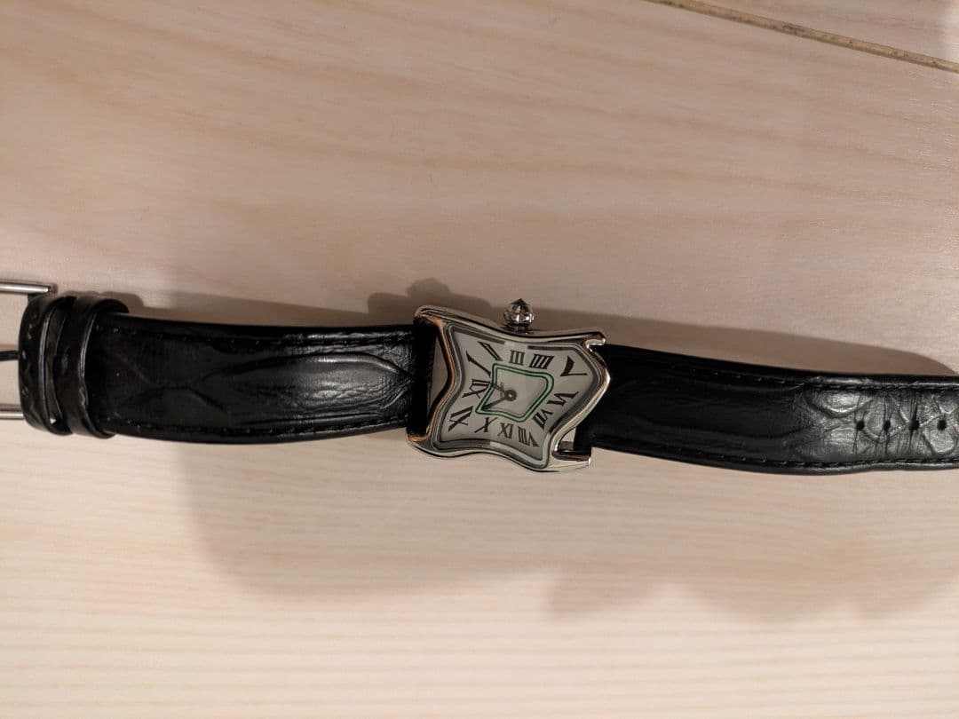 Laphont SQUARE MELTING WATCH スモール