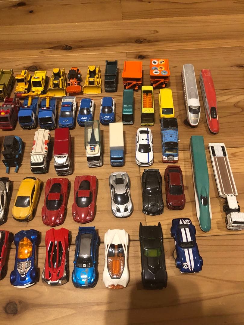 トミカ・ミニカー　約120台まとめ売り