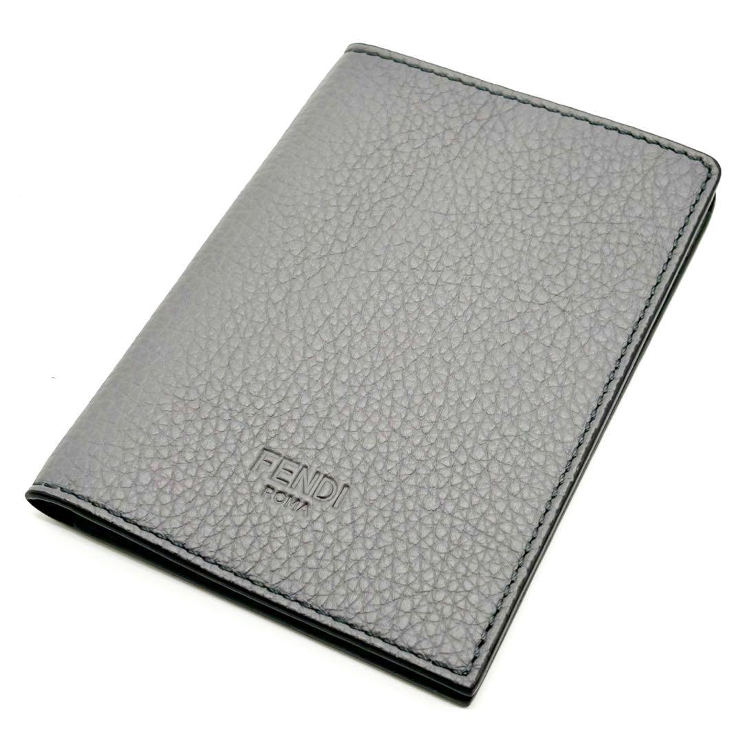 FENDI フェンディ　パスポートケース　7AS378　レザー　グレー　小物入れ