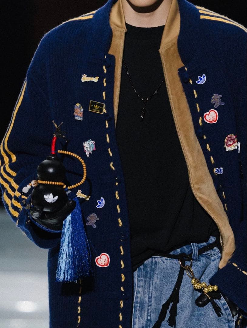 海外限定S Adidas New Year FW25ジャケット KR5064