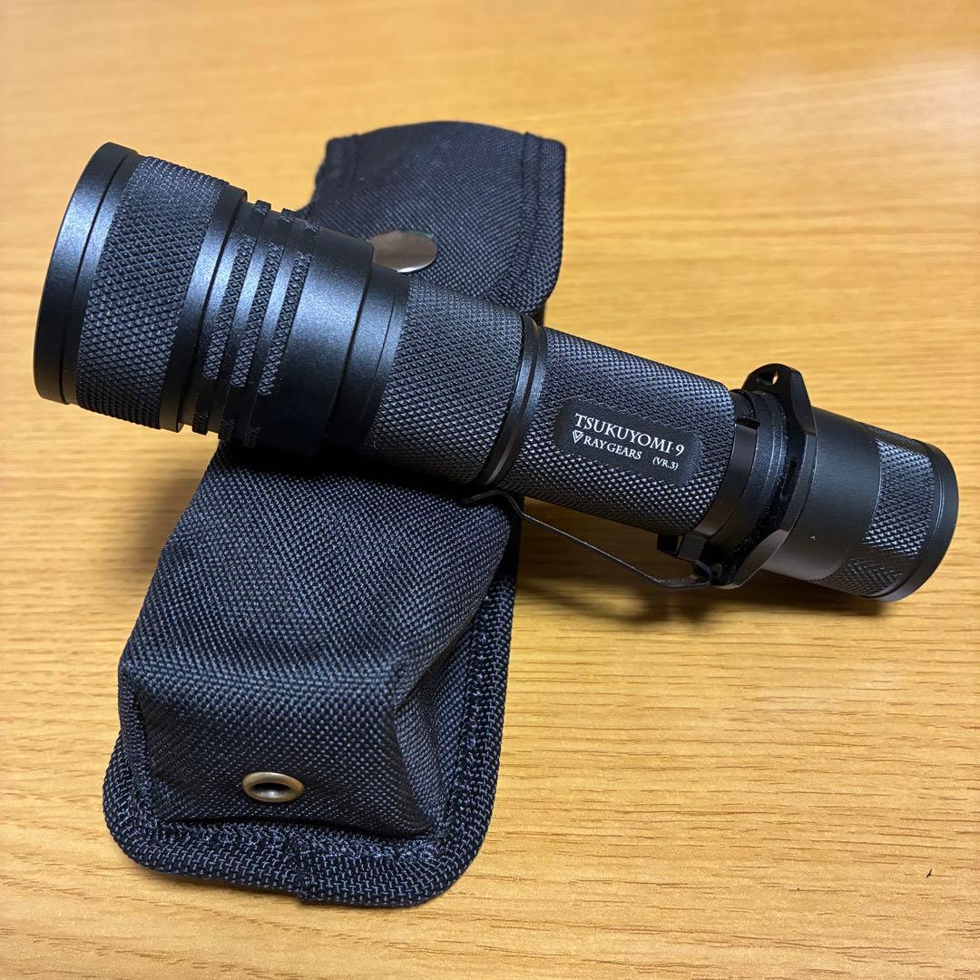TSUKUYOMI9（VR3）田村装備開発 LEPタクティカルライト 美品