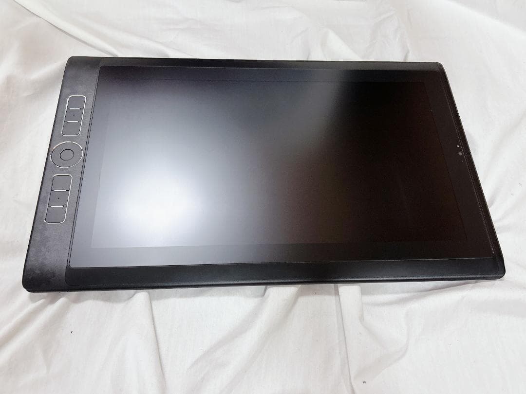 Wacom MobileStudio Pro 13　DTH-W1321LK0D
