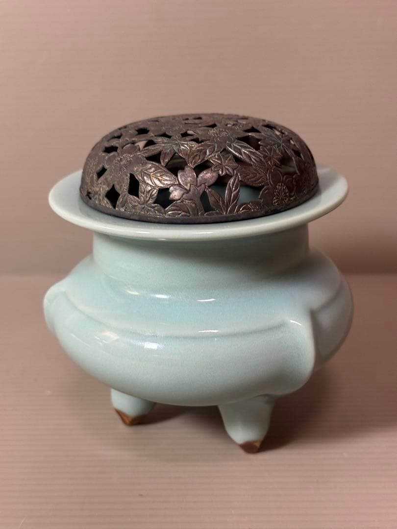 2811 青磁　三足　香炉　時代物
