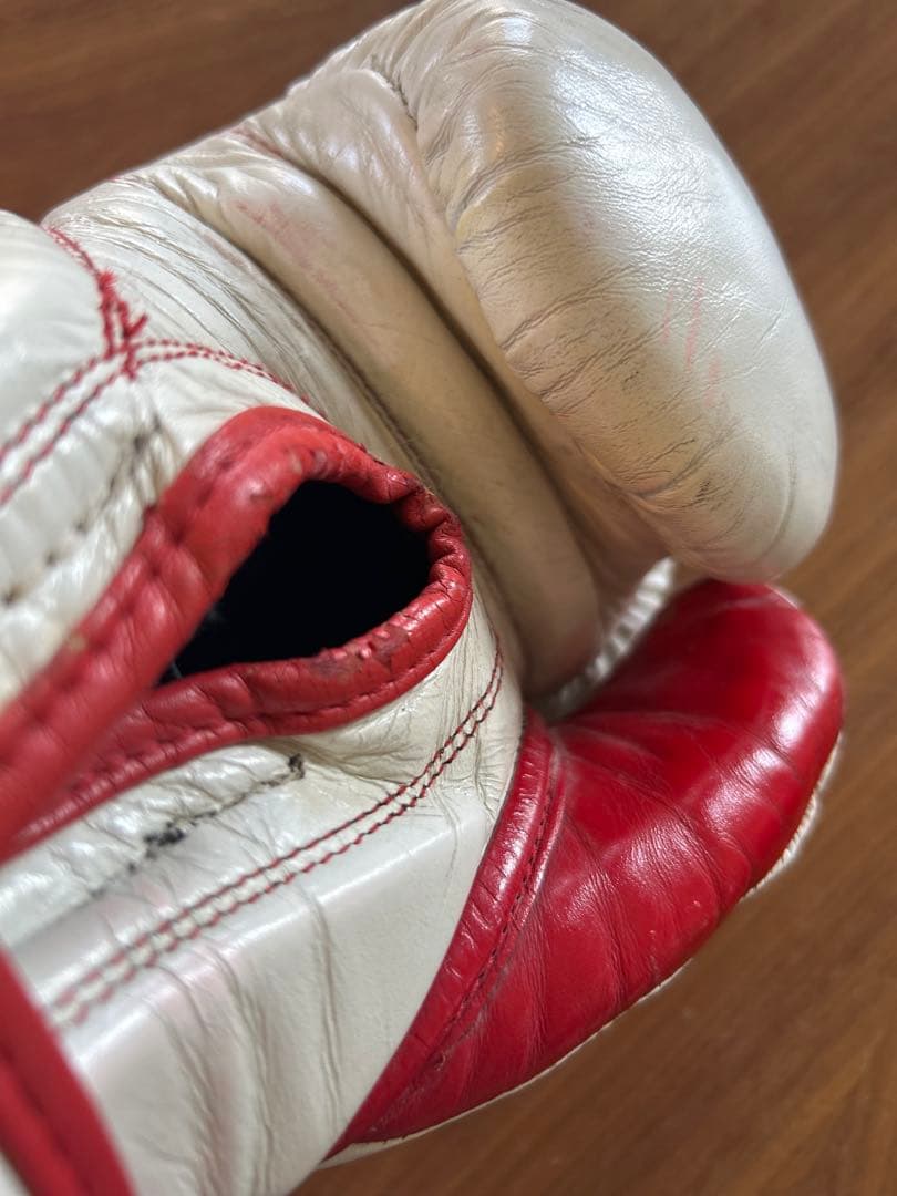 8オンス CLETO REYES ボクシンググローブ 比嘉大吾サイン レイジェス