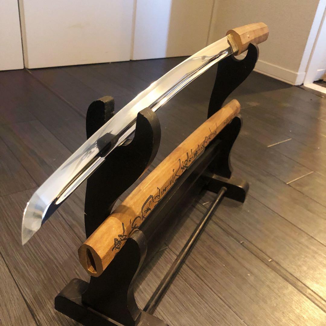 高級模造刀 白鞘 脇差　樋入り刀身　居合刀 濃州関住兼三代藤原兼房