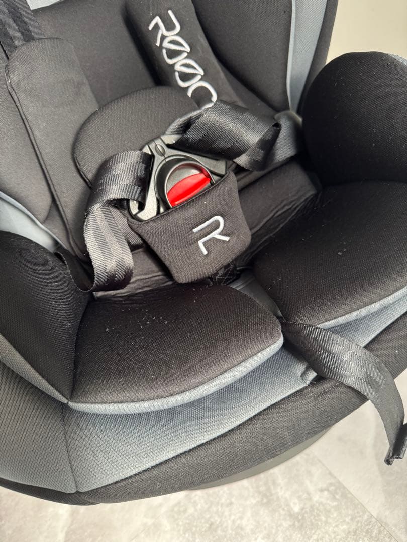 Reecle チャイルドシート 新生児~12歳頃 対応+抜け出し防止ベルト