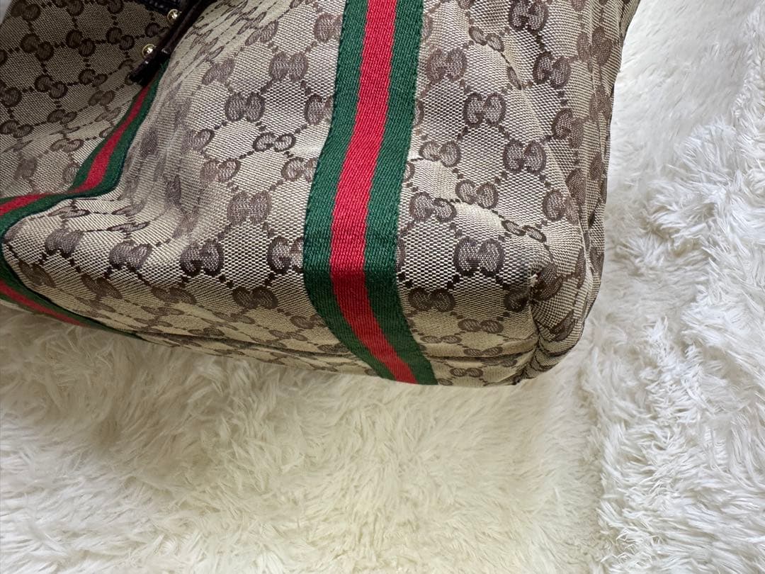 れ*な様 ✨美品✨グッチハンドバッグ GG柄シェリーライン　肩掛けベージュ系A4