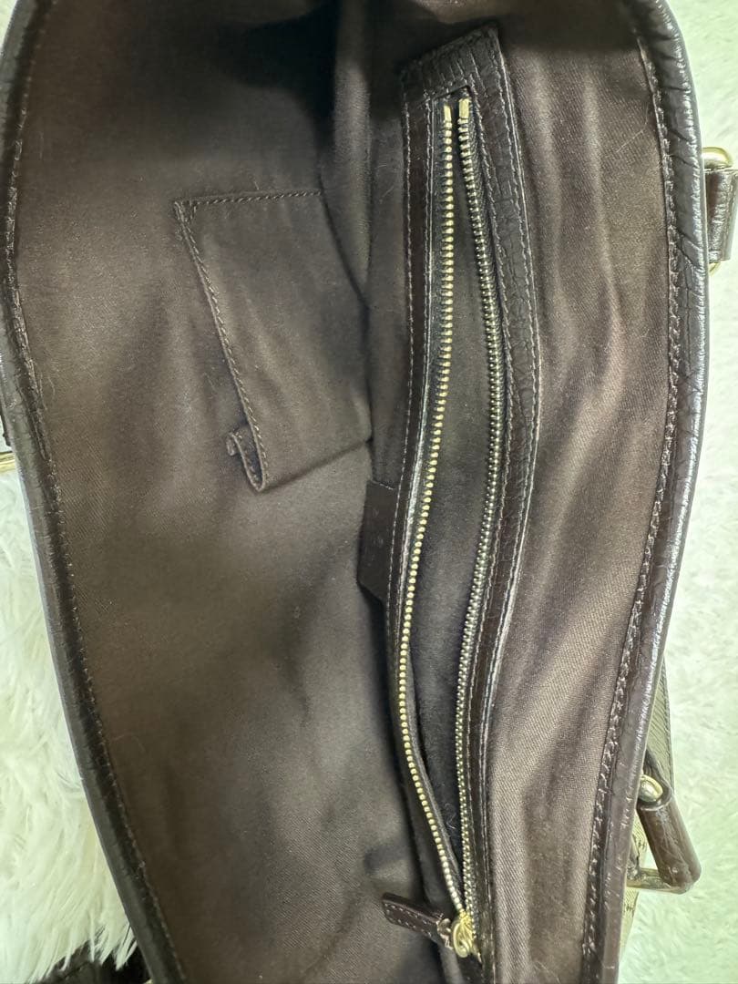 れ*な様 ✨美品✨グッチハンドバッグ GG柄シェリーライン　肩掛けベージュ系A4