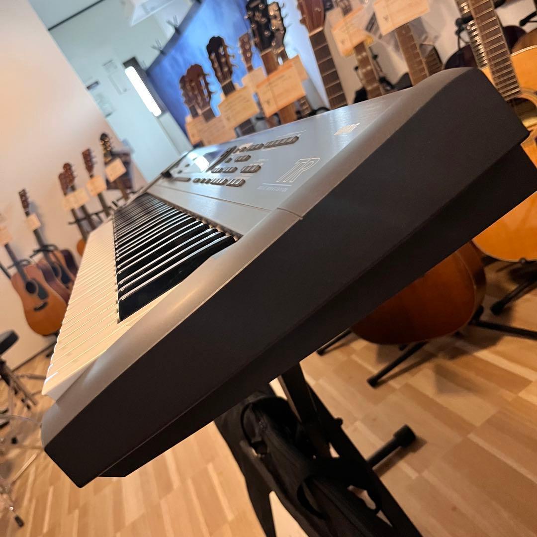 【10403】 KORG TR61 シンセサイザー ワークステーション 61鍵盤