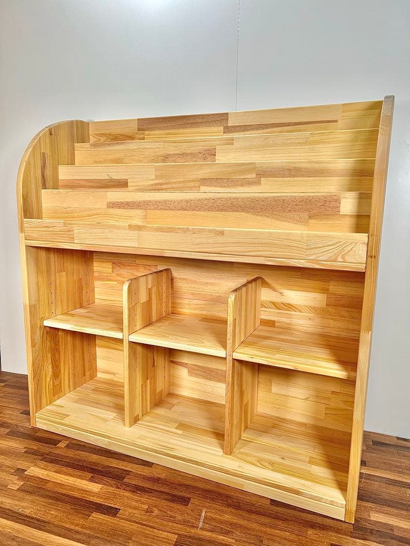 Kira Kira様　絵本棚