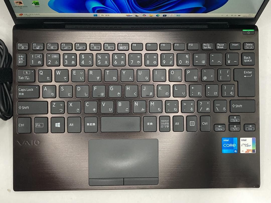 爆速11世代i5/SSD512GB/Office/超軽量887g VAIO