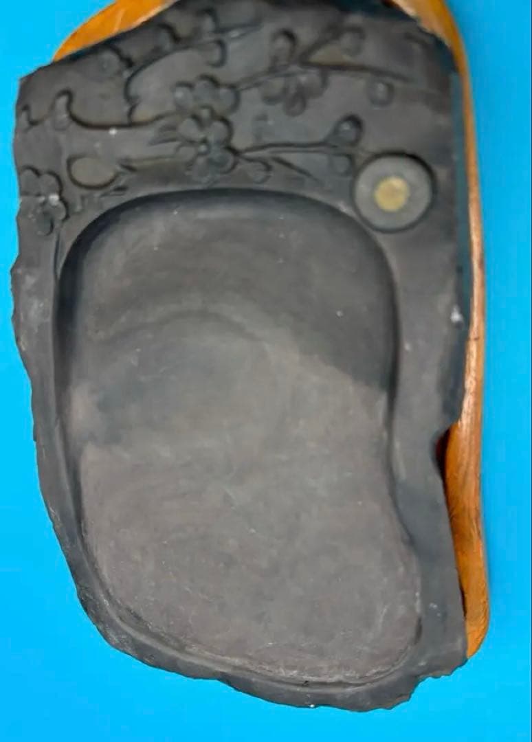 端渓硯　石目　梅の花