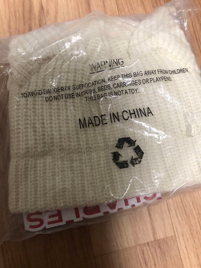 【￼￼新品】￼charles jeffrey loverboy ビーニー 白￼