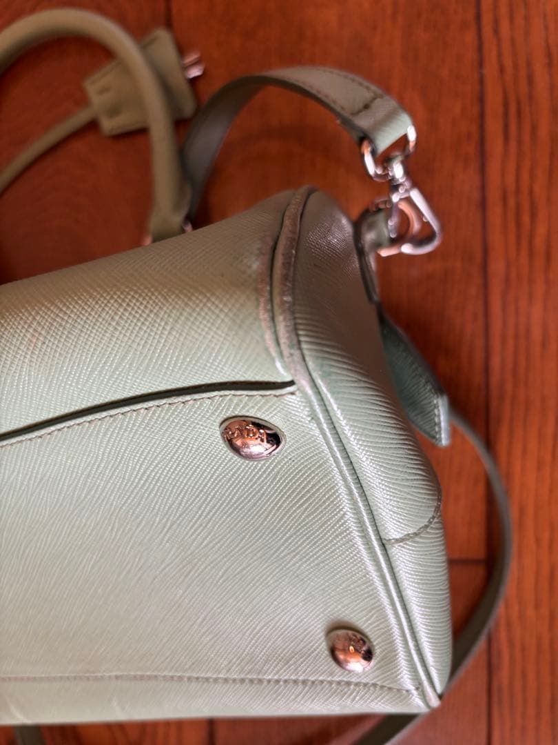PRADA ミントグリーン ショルダーバッグ