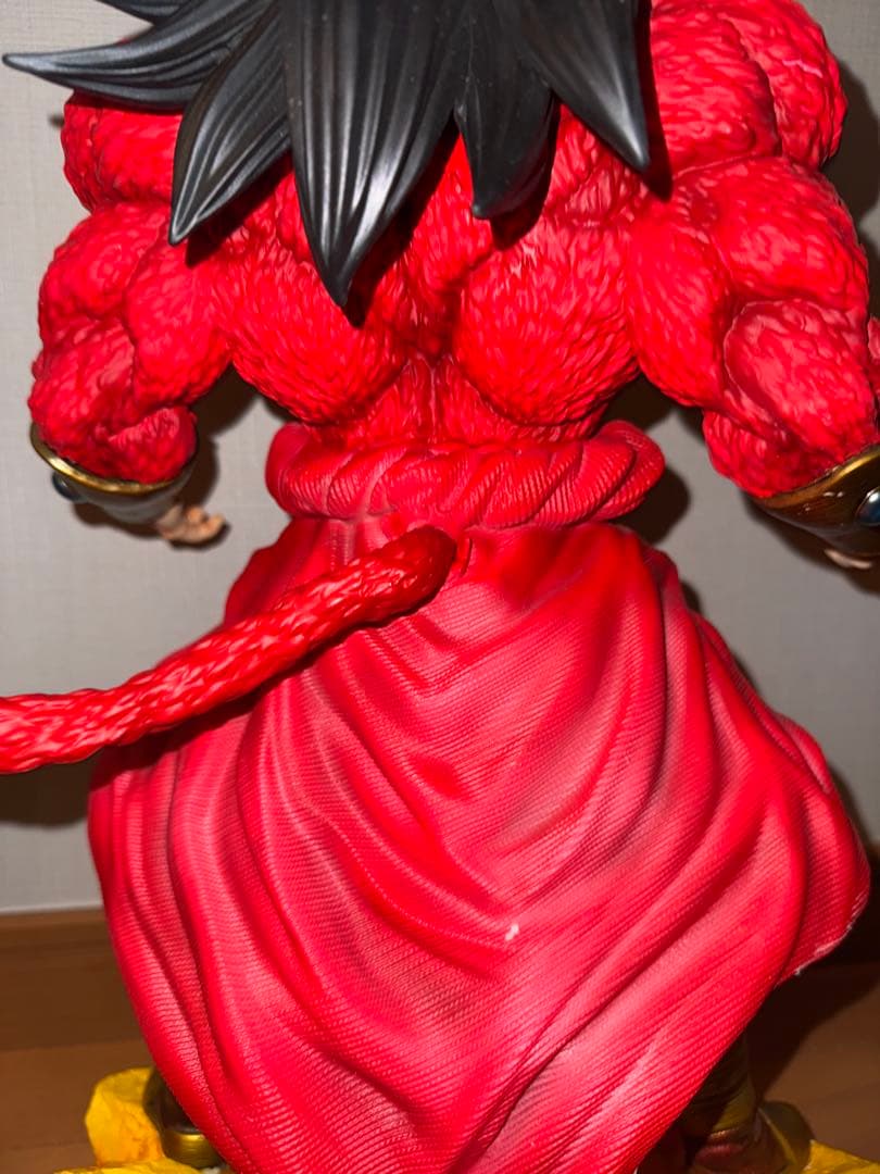 ドラゴンボール ブロリー フィギュア 超サイヤ人4 伝説の超サイヤ人 黒