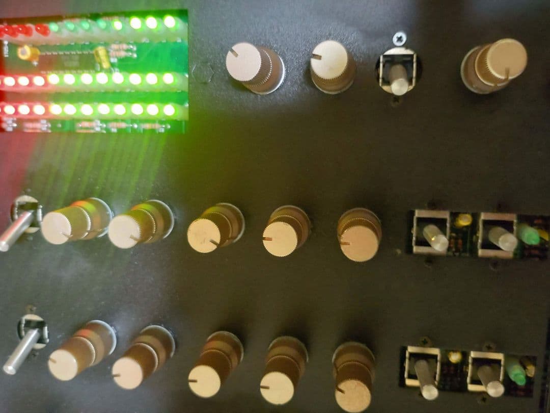 Vestax PVC-270A　動作確認済み　CHフェーダー（縦）新品交換済み