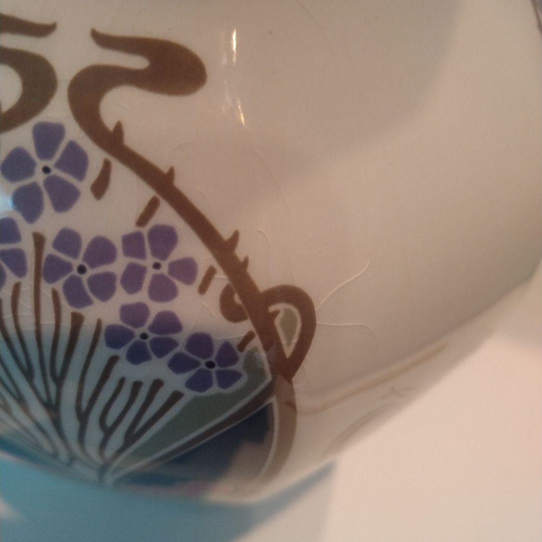 LIBERTY リバティ　アールヌーヴォー風 陶器花瓶