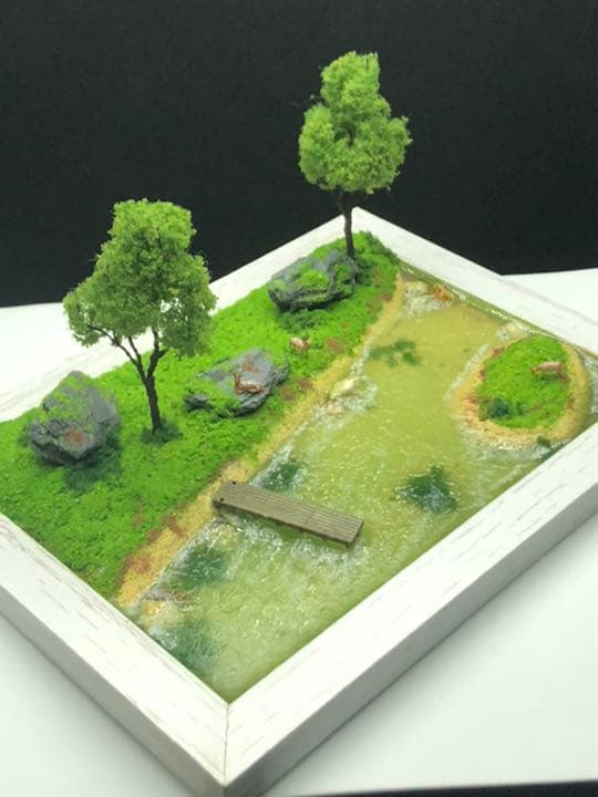 鹿たちがいる森　ジオラマ