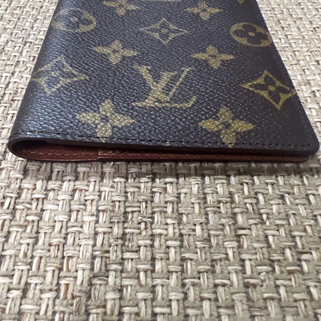 ルイヴィトン モノグラム　クーヴェルテュール パスポートカバー 未使用品　お値下