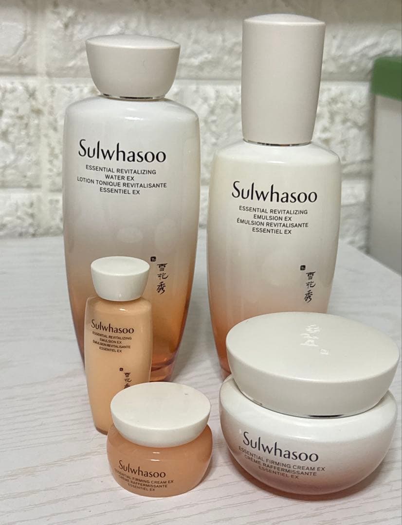 ソルファス 弾力ケアエッセンシャル