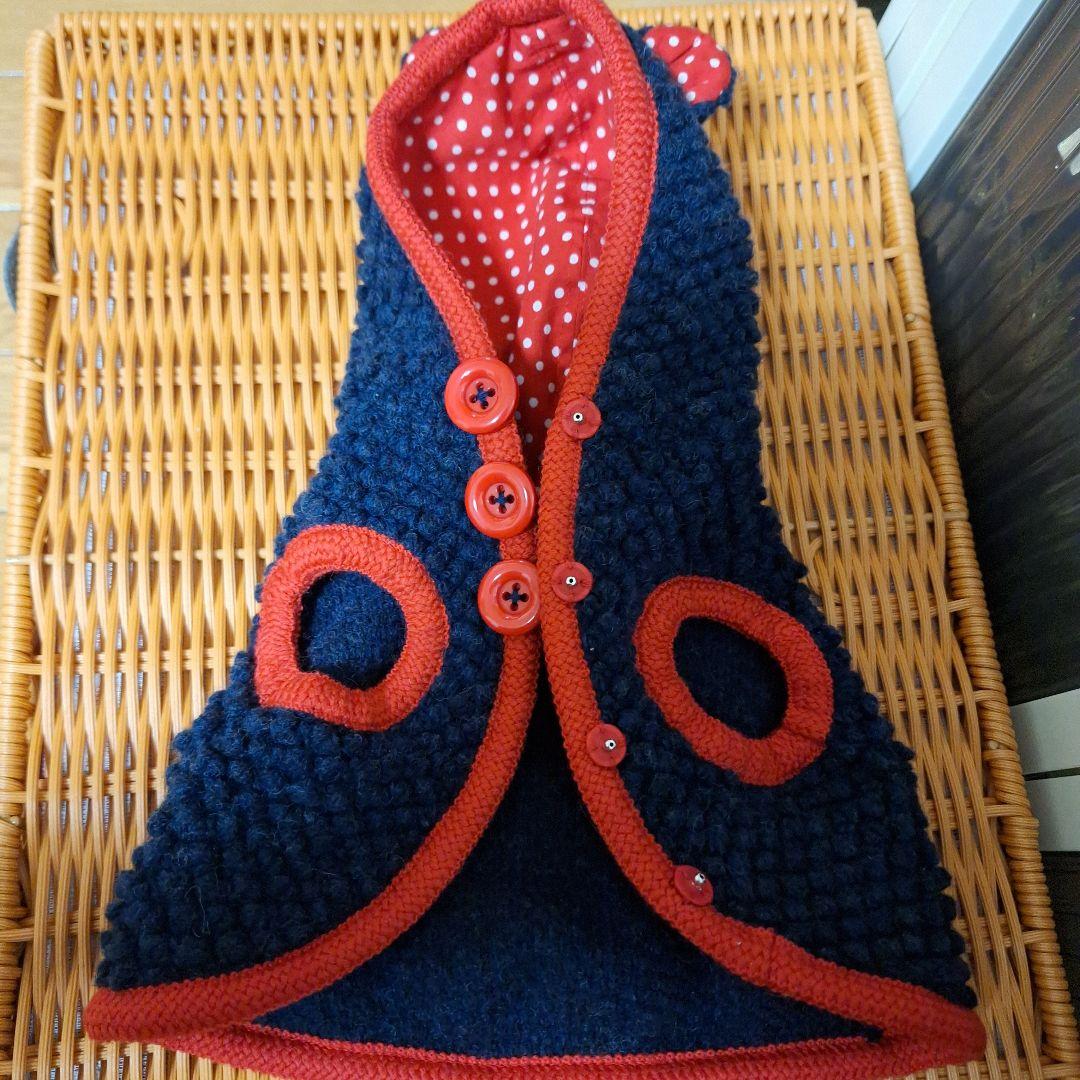 犬服 ネイビーと赤のボタン付き