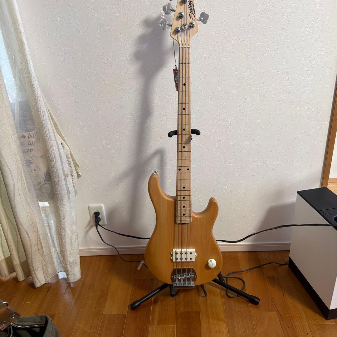 ベース Sterling by Musicman Joe Dart Bass