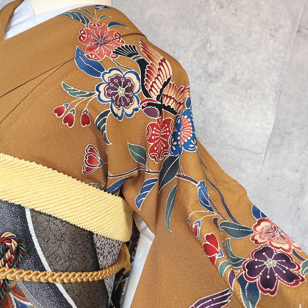 振袖　フルセット　紅型　黄色　花鳥文様　小鳥　華やか　豪華　m2