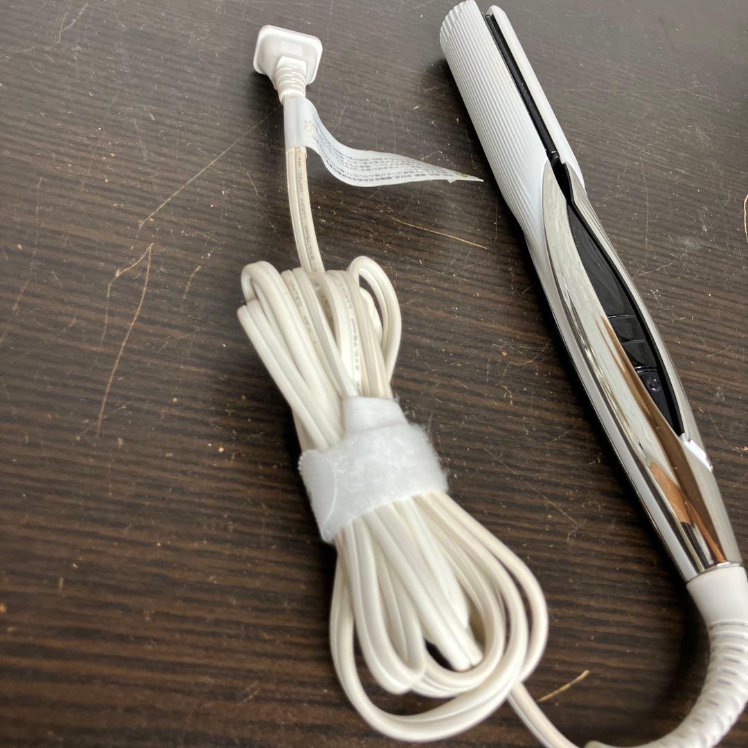 Refaストレートヘアアイロン RE-AC02A 2023年製