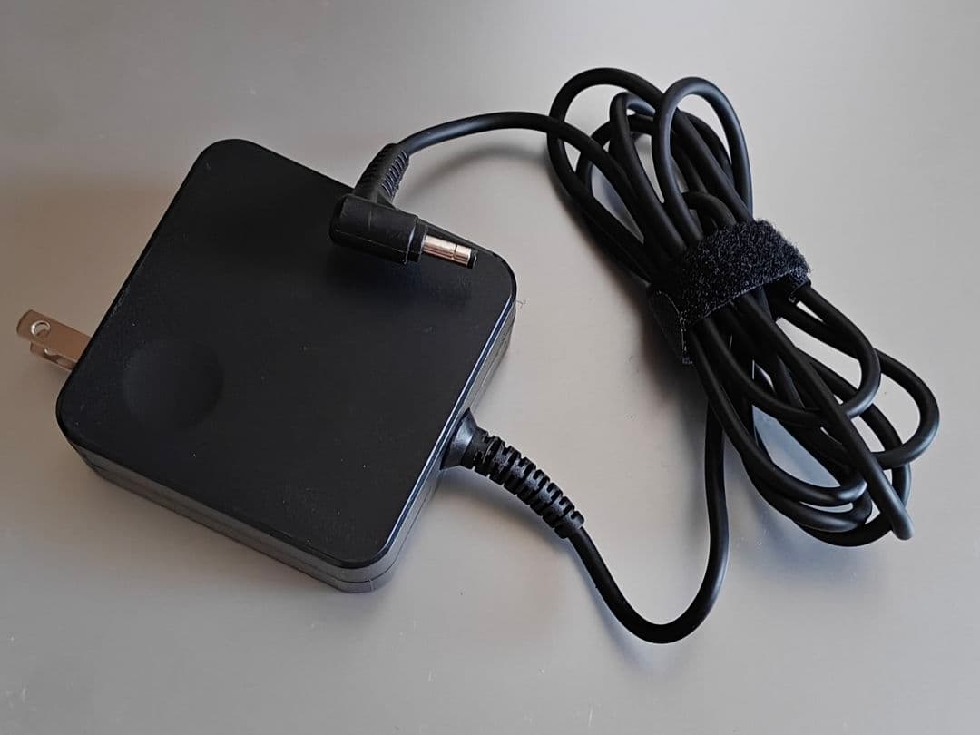 バッテリー残97%！Lenovo IdeaPad Ryzen5 高速SSD