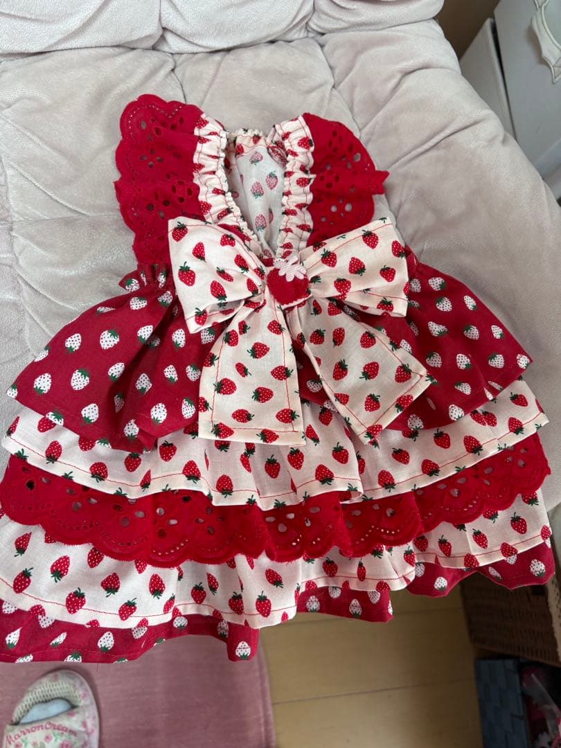 ❤️凛❤️いちご柄犬服ハンドメイドワンピース