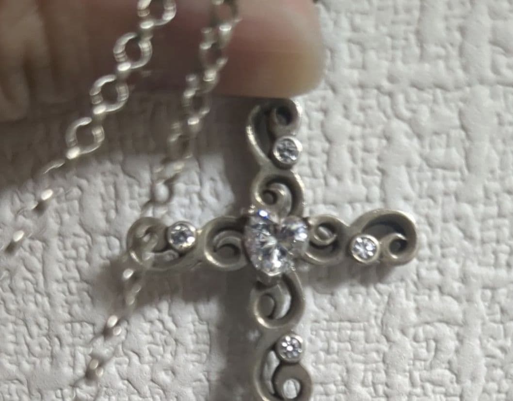 シルバー クロス ペンダント　スタージュエリー