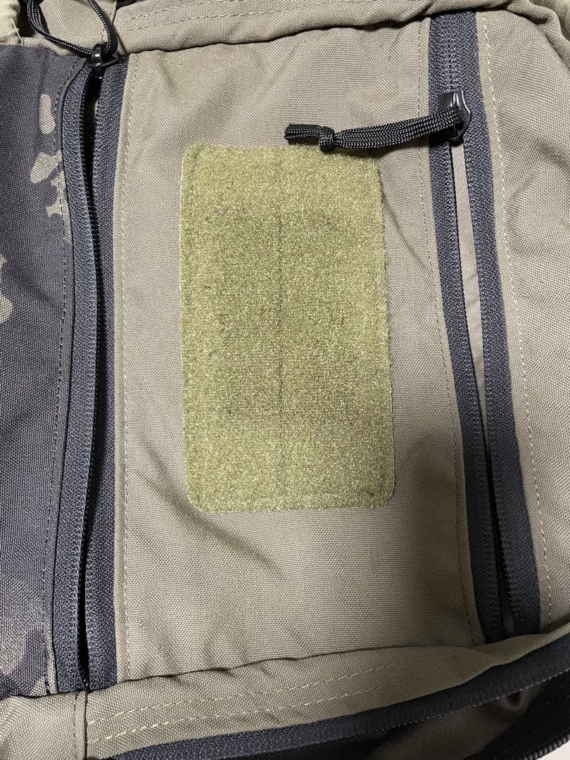 カ*ル様 LBT-8005A マスグレー　ブラックマルチカム