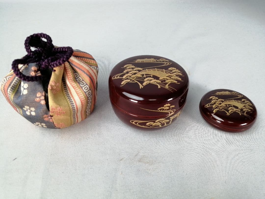 【茶道具】　住吉蒔絵茶箱 茶道具セット付属　茶箱158