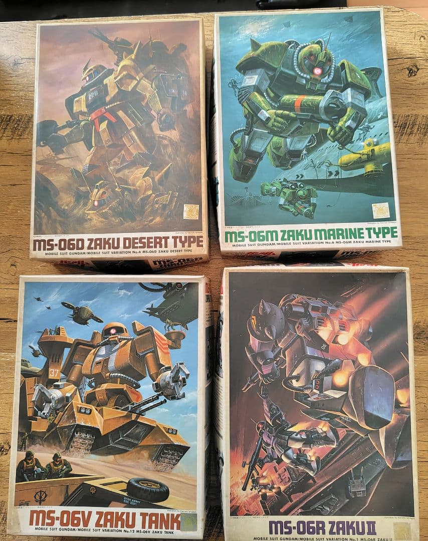 未組立 ザクデサートタイプ ザクタンク ザクII 水中用ザク 4個セット