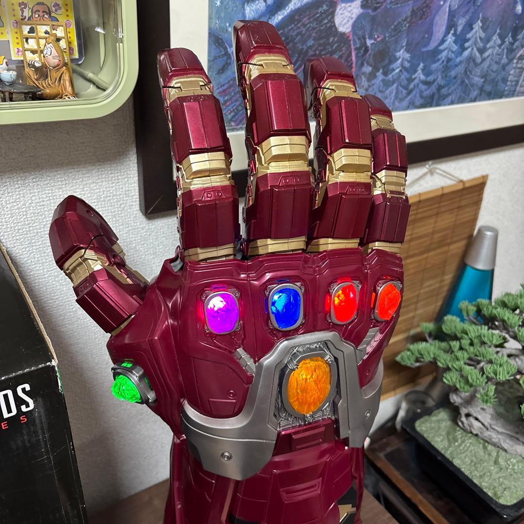 マーベルレジェンド　パワーガントレット　ハルクバージョン【中古品】箱あり