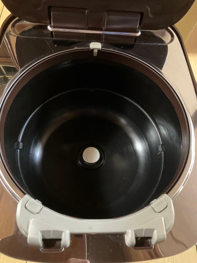 極美品　Panasonic 可変圧力IHジャー炊飯器 SR-PA188-T