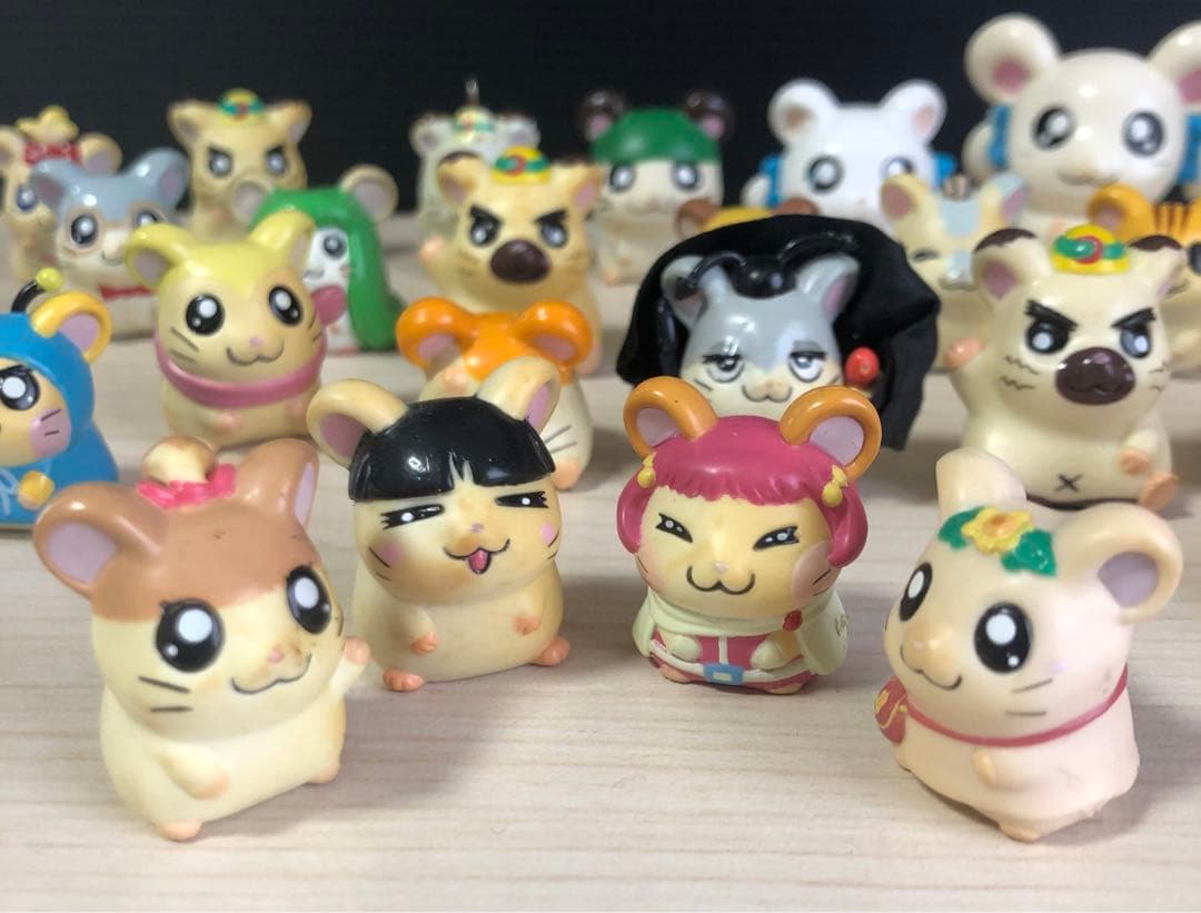 とっとこハム太郎　鉛筆キャップ　フィギュア29個　プラスおまけ4個　計33個