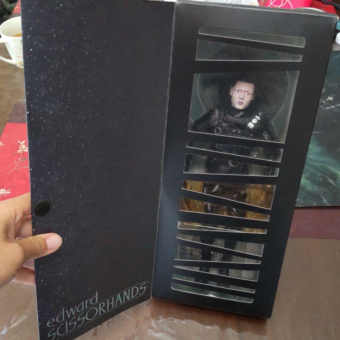 シザーハンズ　フィギュア