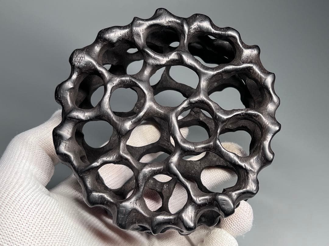 唐木　花台　透かし彫り　花瓶台　細工彫