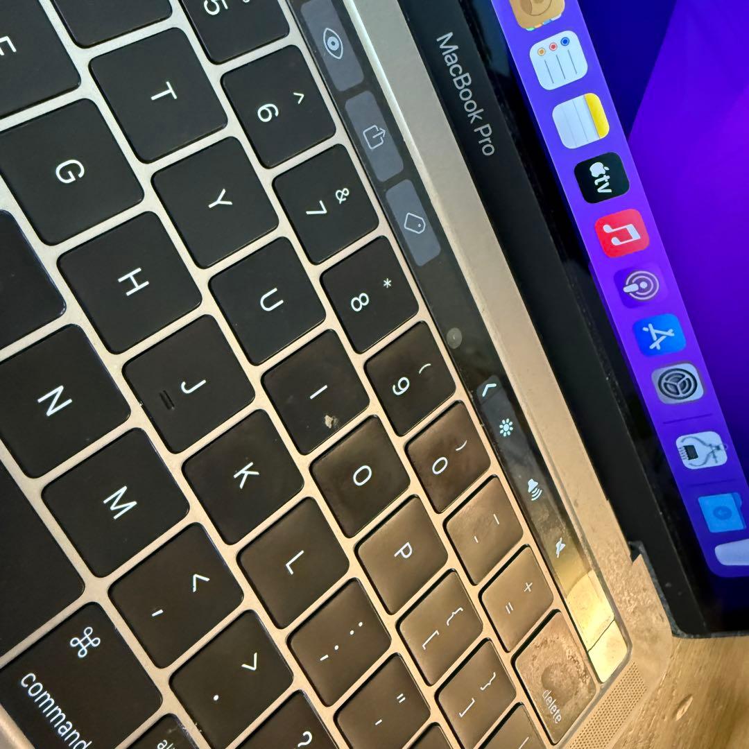 MacBook Pro 13インチ 2016 タッチバー