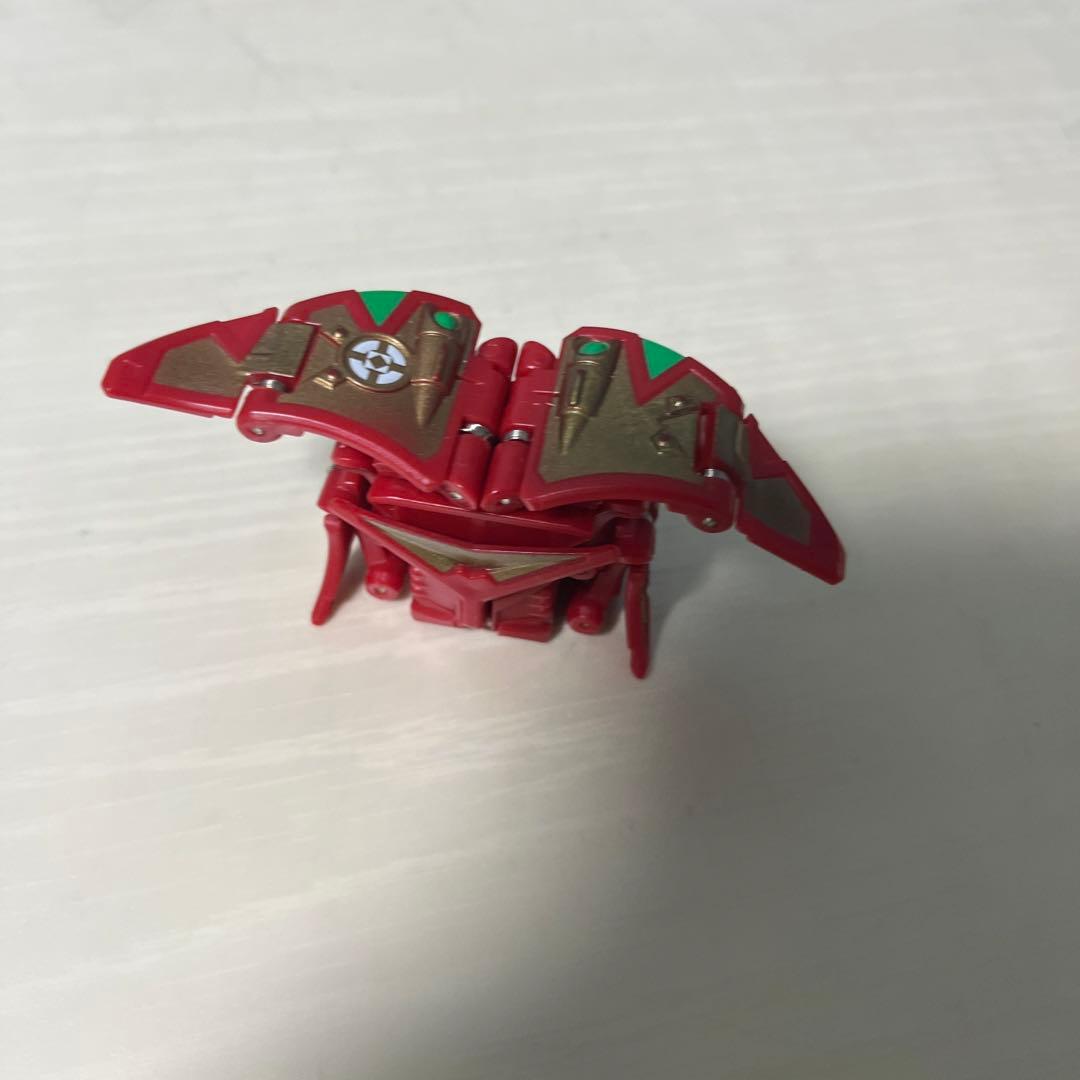 ブレイズ・爆丸ドラゴノイド + クロスバスター フィギュア