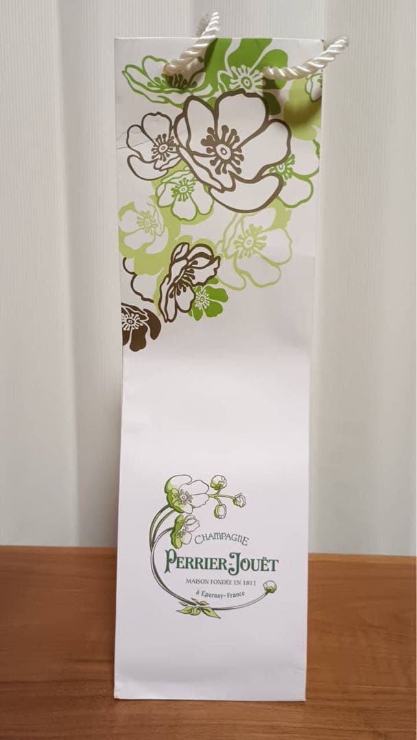 【2004年・希少】ベルエポック シャンパンセット グラス・オリジナル扇子付き