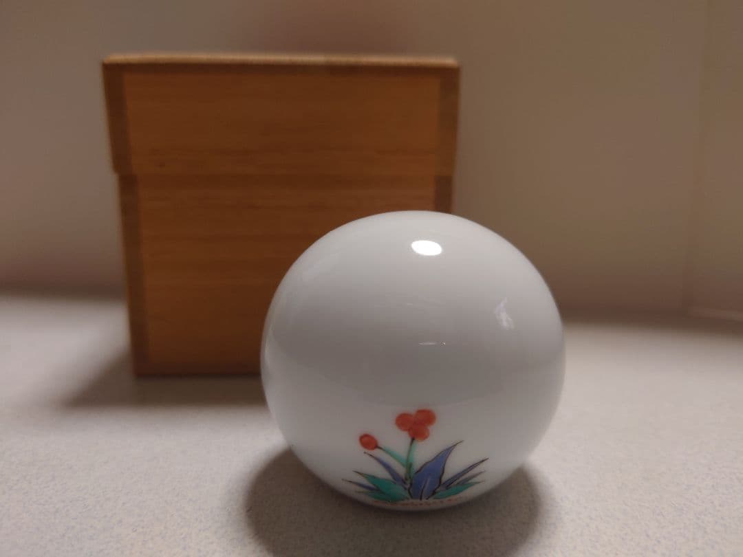 十四代　酒井田柿右衛門　文鎮