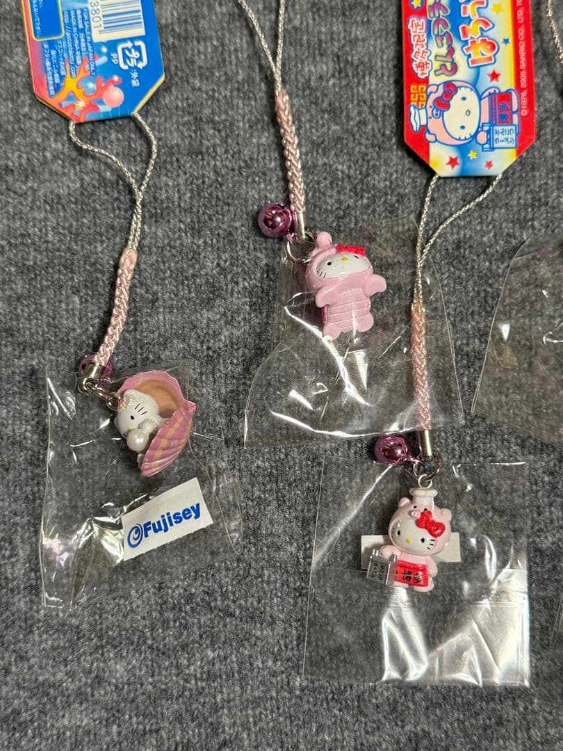 ご当地限定ハローキティ　根付け　9個セット