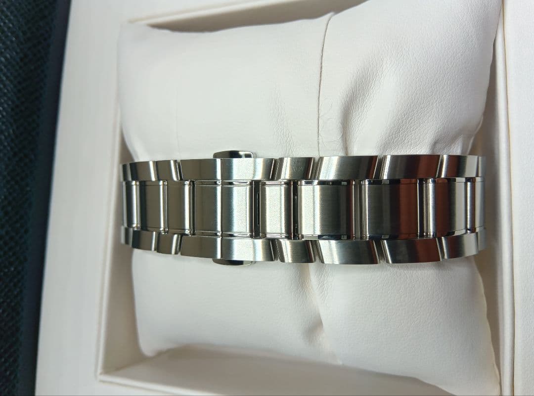 L*Y様 新品フレデリックコンスタント腕時計ステンレスサファイアガラス