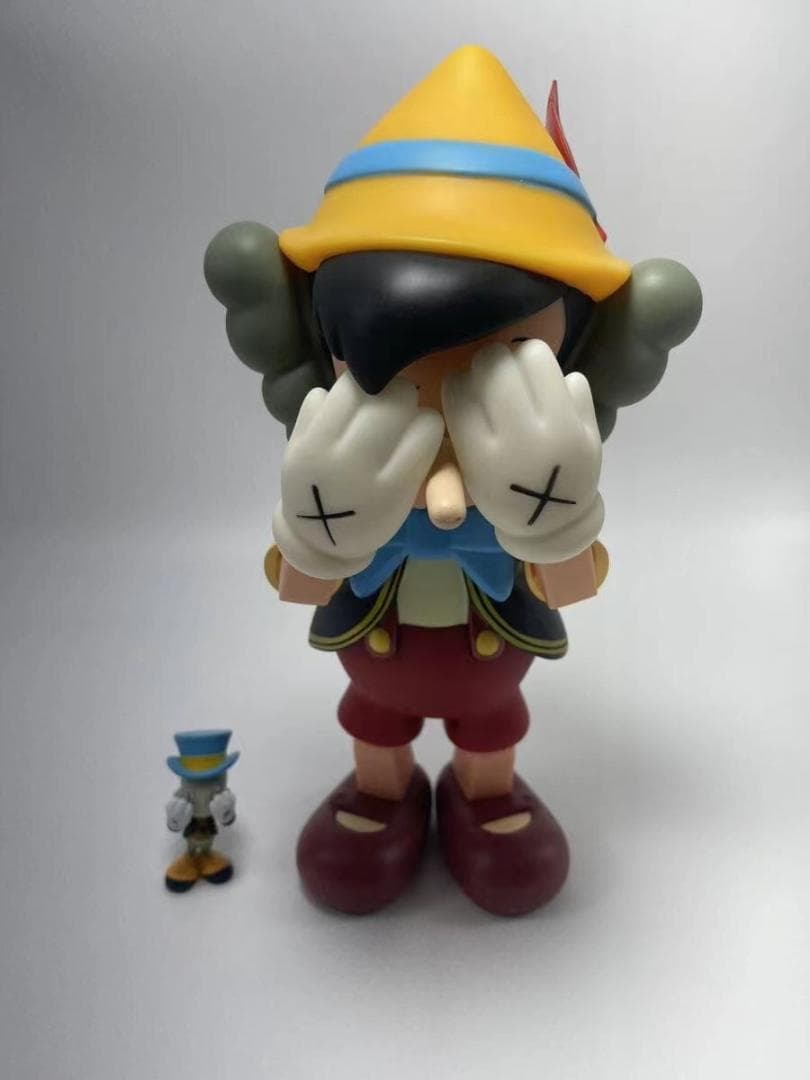 KAWS カウズ PINOCCHIO & JIMINY CRICKET