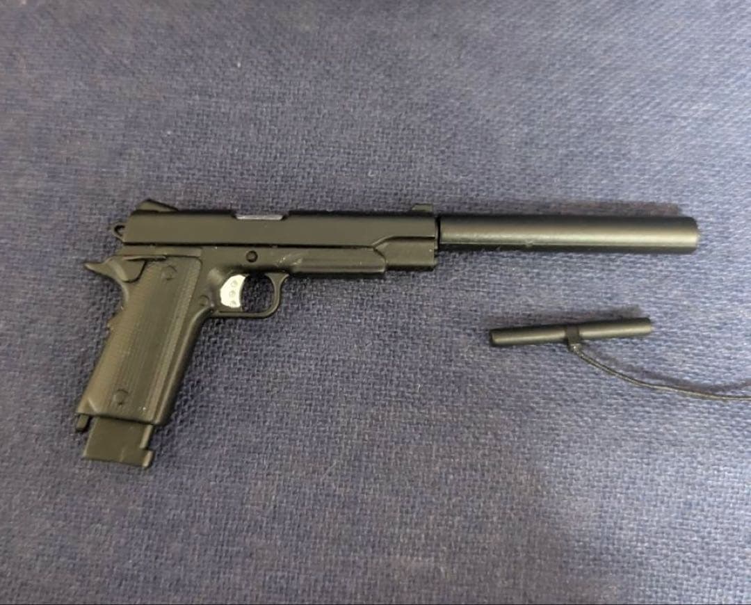 MTTOYS 1/6 ヒットマン エージェント47 ヘッド+衣装セット