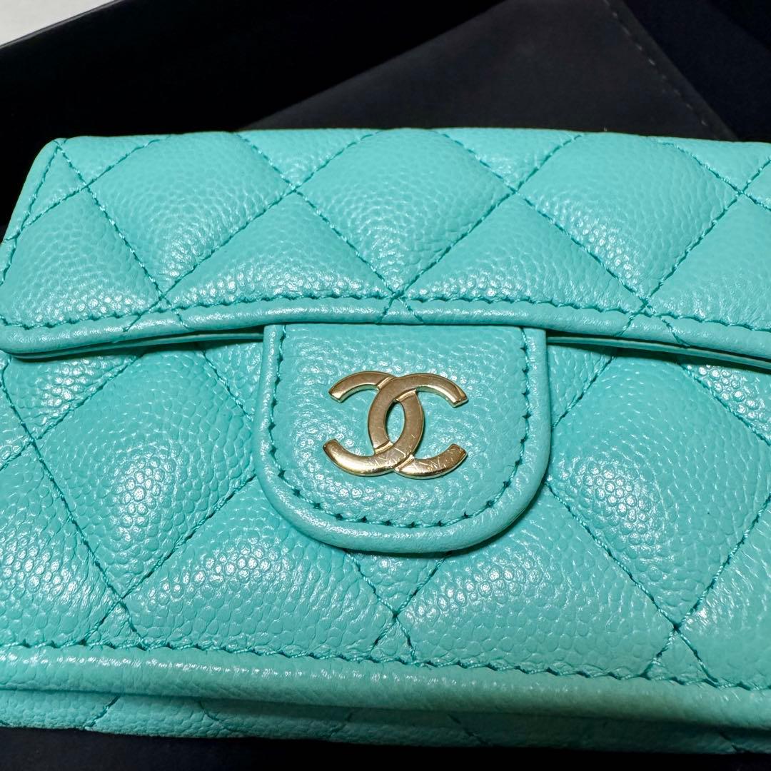 CHANEL シャネル 三つ折り ミニ財布 キャビアスキン ティファニー 水色