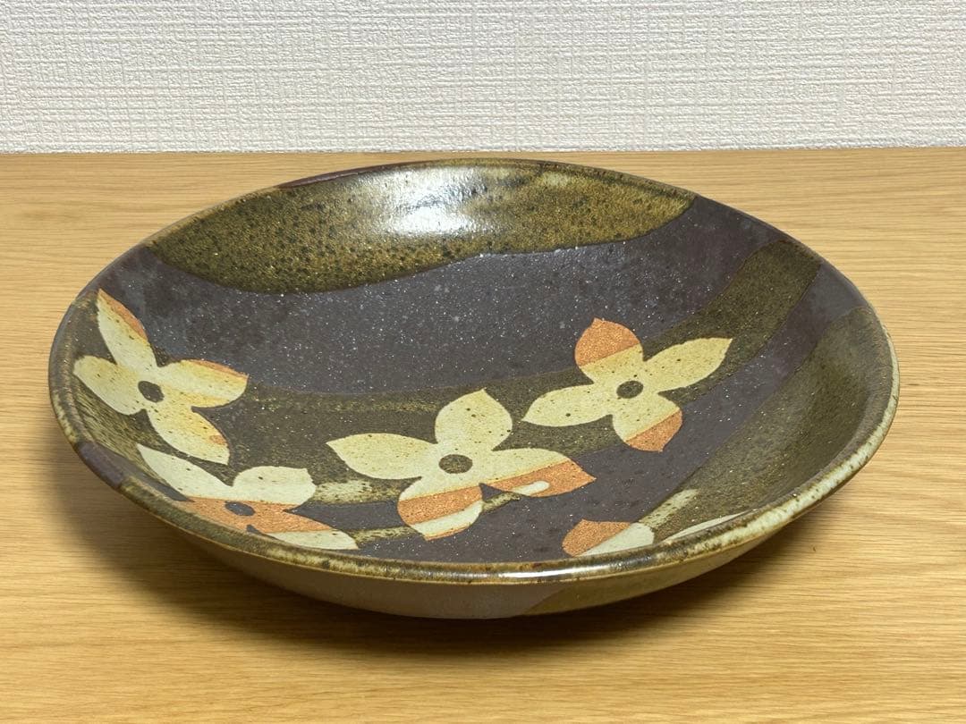 磐井焼★山法師紋章菓子皿★ 佐々木新悦★花柄紫色陶器皿 専用箱付き